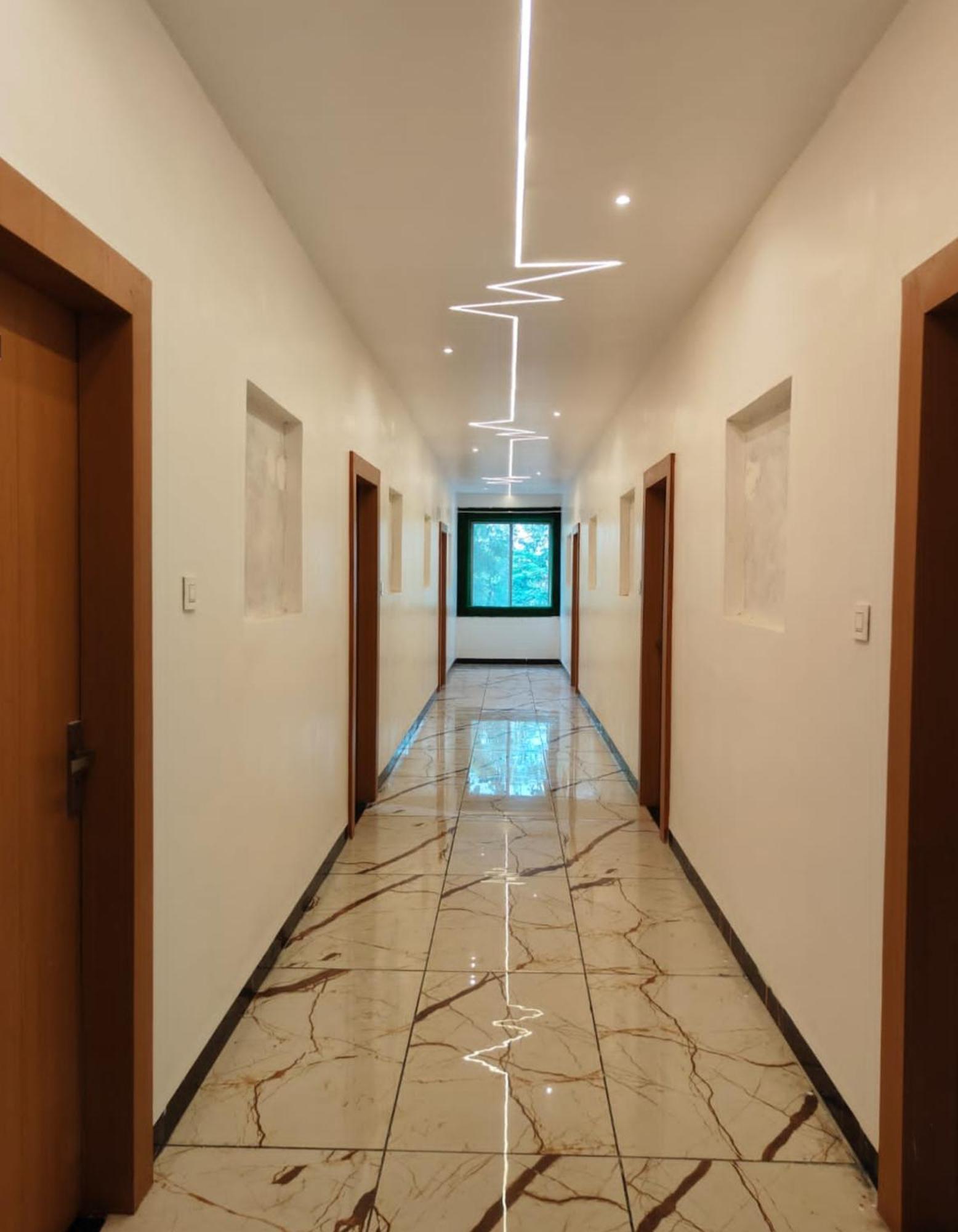 Dewās Rk Hotel & Restaurant מראה חיצוני תמונה